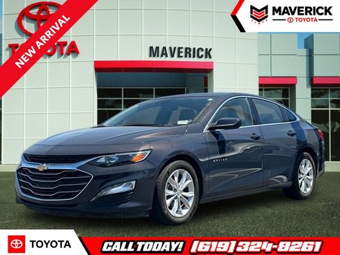 Used 2025 Chevrolet Malibu LT FWD image 1