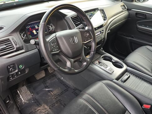 Certified 2023 Honda Passport TrailSport image 22