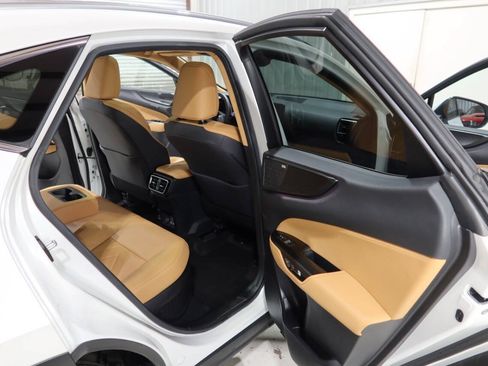 Used 2024 Lexus NX 350h AWD w/ Vision Package image 14