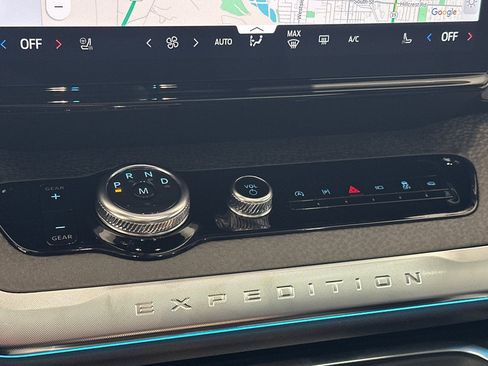 New 2025 Ford Expedition Tremor image 24
