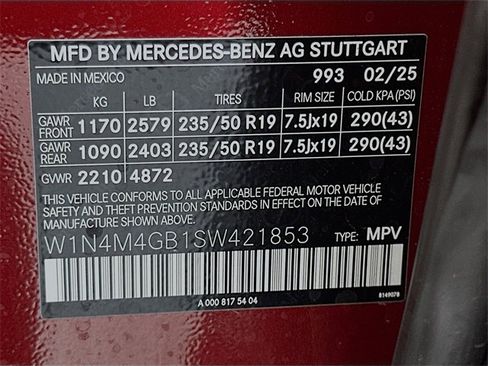 Certified 2025 Mercedes-Benz GLB 250 image 31