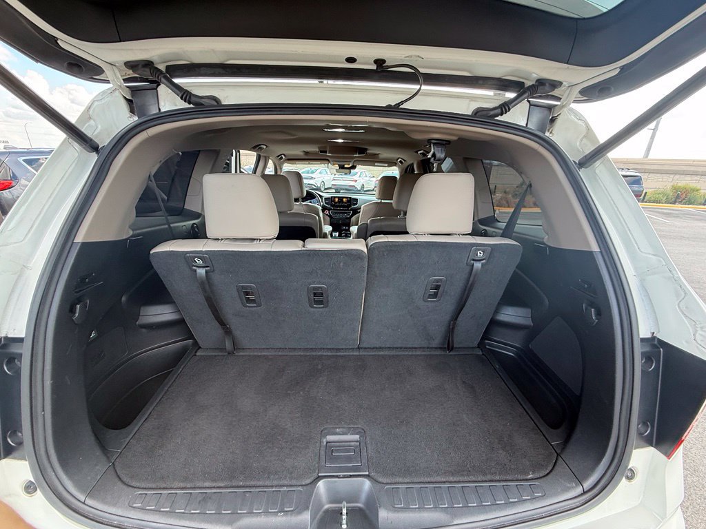Used 2019 Honda Pilot Touring image 10