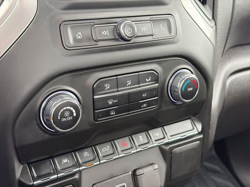 Certified 2025 Chevrolet Silverado 1500 W/T RWD image 17