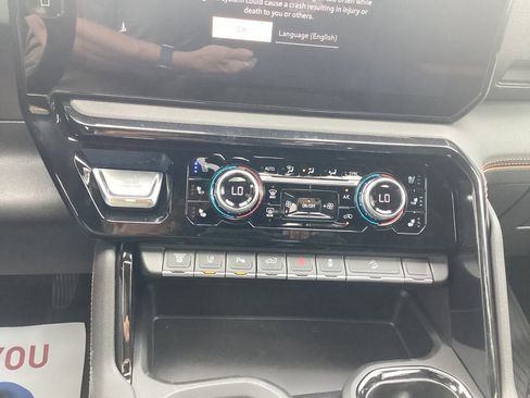 New 2026 GMC Sierra 2500 AT4 w/ AT4 Premium Plus Package AWD/4WD image 34