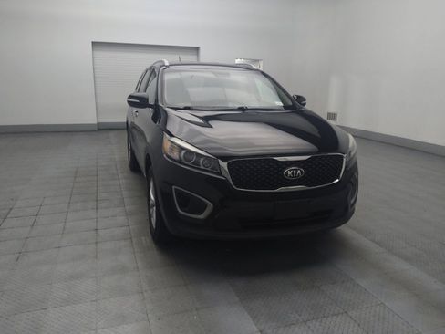 Used 2017 Kia Sorento AWD image 13