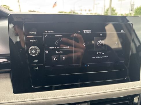 Used 2025 Volkswagen Taos S AWD/4WD image 19