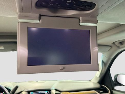 Used 2017 GMC Yukon Denali w/ Open Road Package image 27