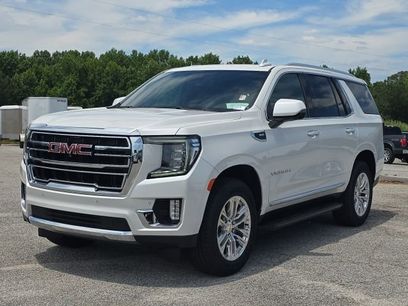 Used 2023 GMC Yukon SLT w/ SLT Premium Package