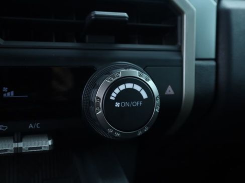 Used 2025 Toyota Tacoma SR5 image 26