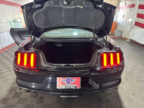 Used 2016 Ford Mustang Coupe w/ Equipment Group 051A RWD image 11