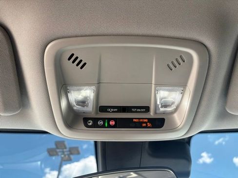 Used 2023 Chevrolet Malibu LT FWD image 21