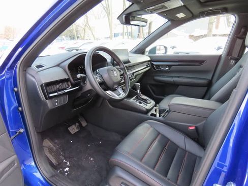 Certified 2025 Honda CR-V Sport Touring image 2