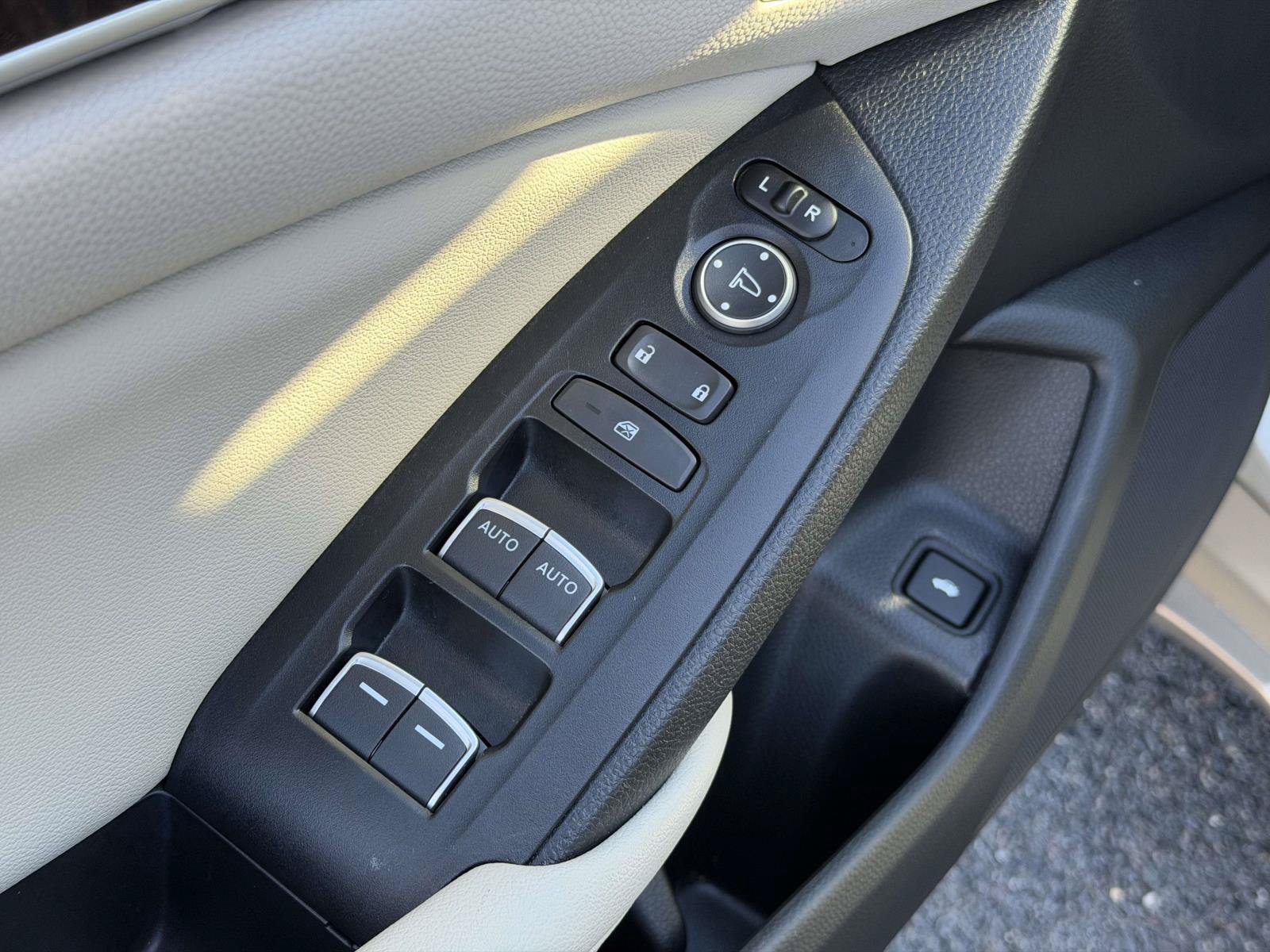 Certified 2019 Honda Accord EX-L image 7