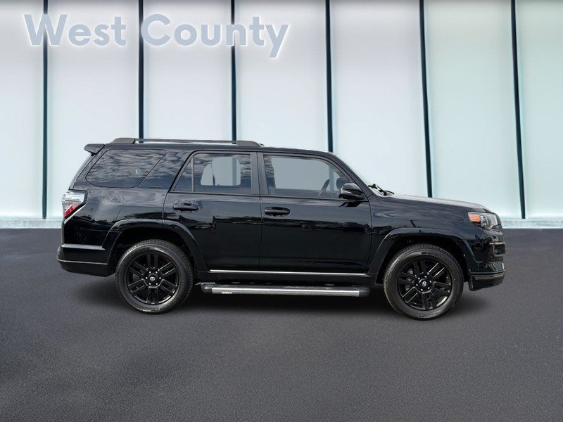 Used 2019 Toyota 4Runner Limited AWD/4WD image 2
