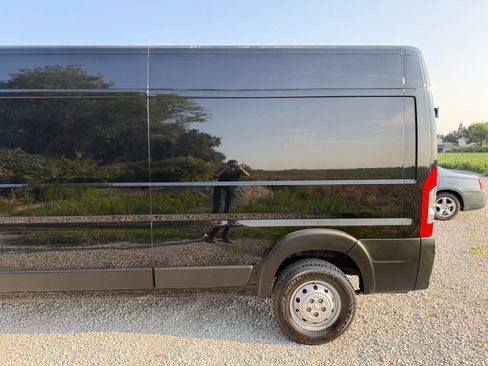 Used 2023 RAM ProMaster 2500 FWD image 32
