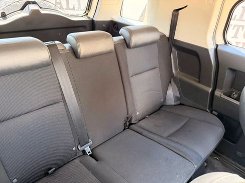 Used 2010 Toyota FJ Cruiser 2WD image 15
