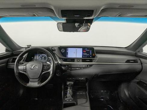 Used 2019 Lexus ES 300h w/ Premium Package FWD image 27