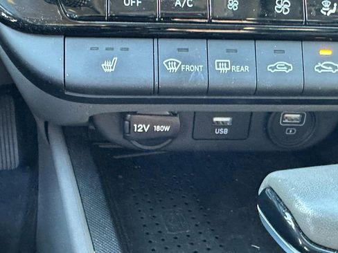 Used 2023 Hyundai Elantra SEL w/ Convenience Package image 22