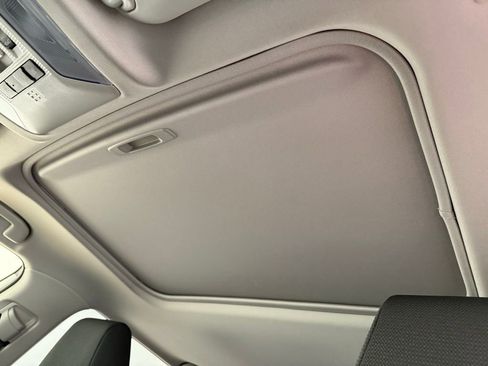 Used 2023 Toyota RAV4 XLE image 19