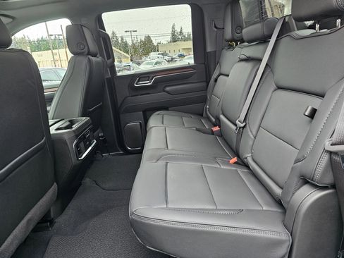 New 2024 GMC Sierra 2500 Denali w/ Denali Reserve Package image 19