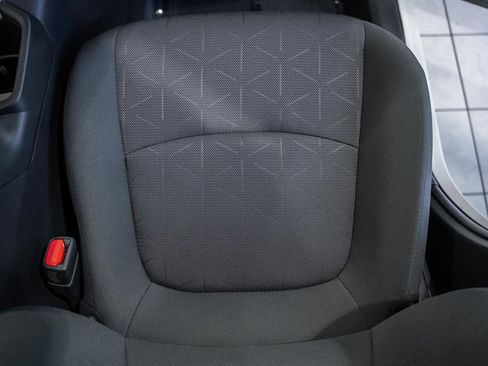 Used 2025 Toyota RAV4 XLE w/ Convenience Package AWD/4WD image 30