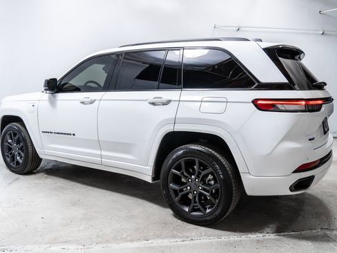 Used 2024 Jeep Grand Cherokee Limited 4xe AWD/4WD image 2