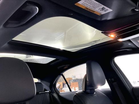 Used 2023 Mercedes-Benz C 300 4MATIC Sedan image 14