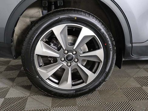 Used 2024 Ford Escape Platinum AWD/4WD image 22