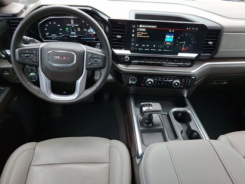 Used 2023 GMC Sierra 1500 SLT w/ SLT Premium Package AWD/4WD image 11