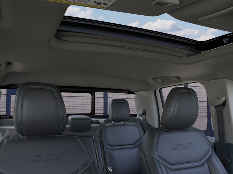 New 2026 Ford Maverick Lobo AWD/4WD image 36
