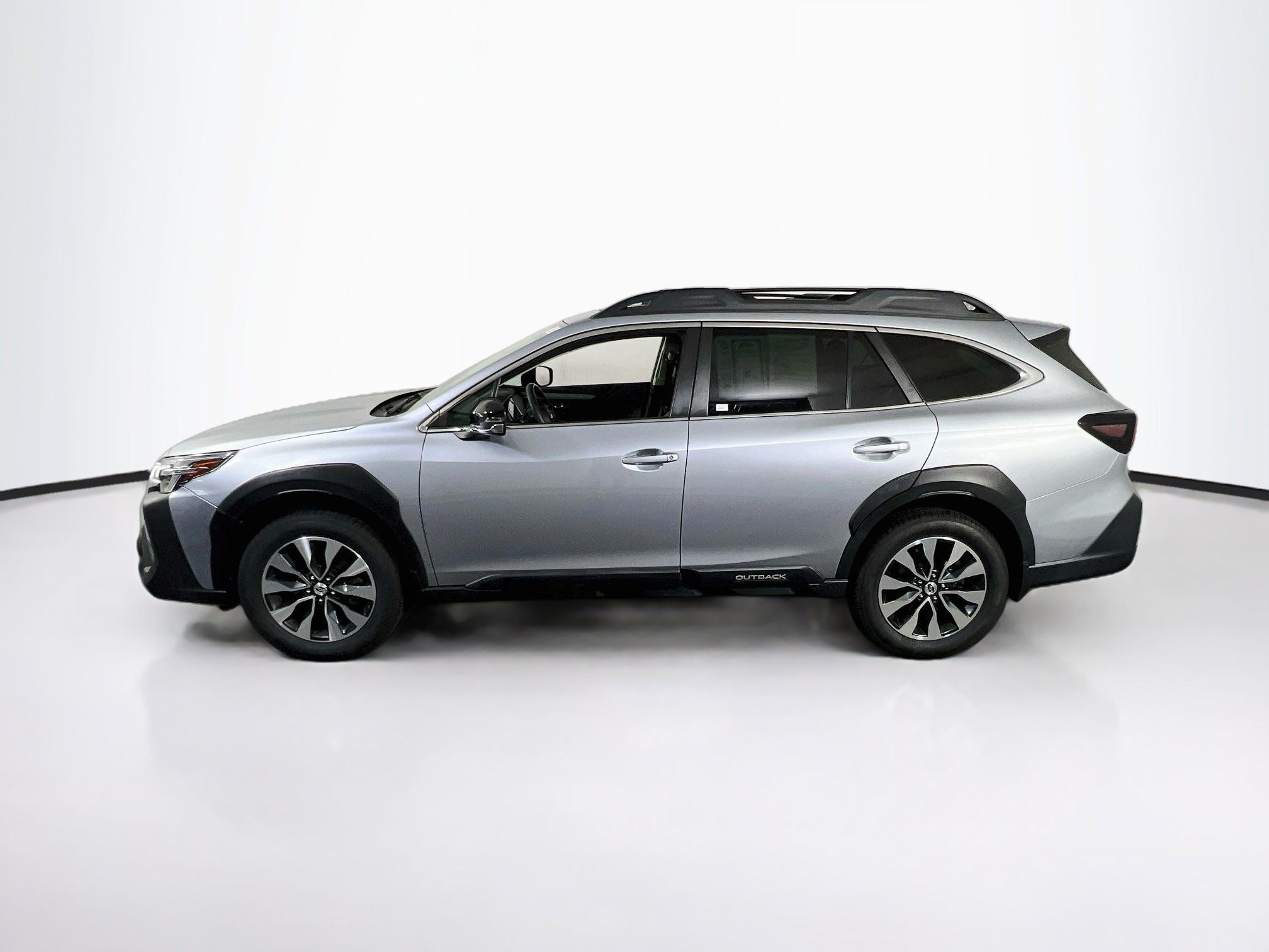 Used 2023 Subaru Outback Limited XT AWD/4WD image 8