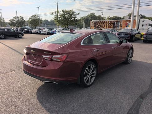 Used 2019 Chevrolet Malibu Premier w/ Sun and Wheel Package FWD image 12