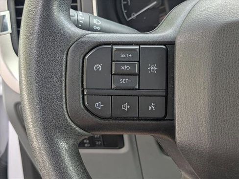 Used 2023 Ford F150 XL RWD image 4