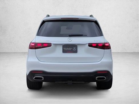 New 2026 Mercedes-Benz GLS 450 4MATIC image 8