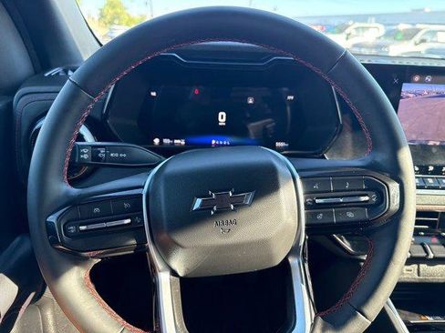 Used 2025 Chevrolet Colorado Z71 w/ Z71 Convenience Package 2 image 23