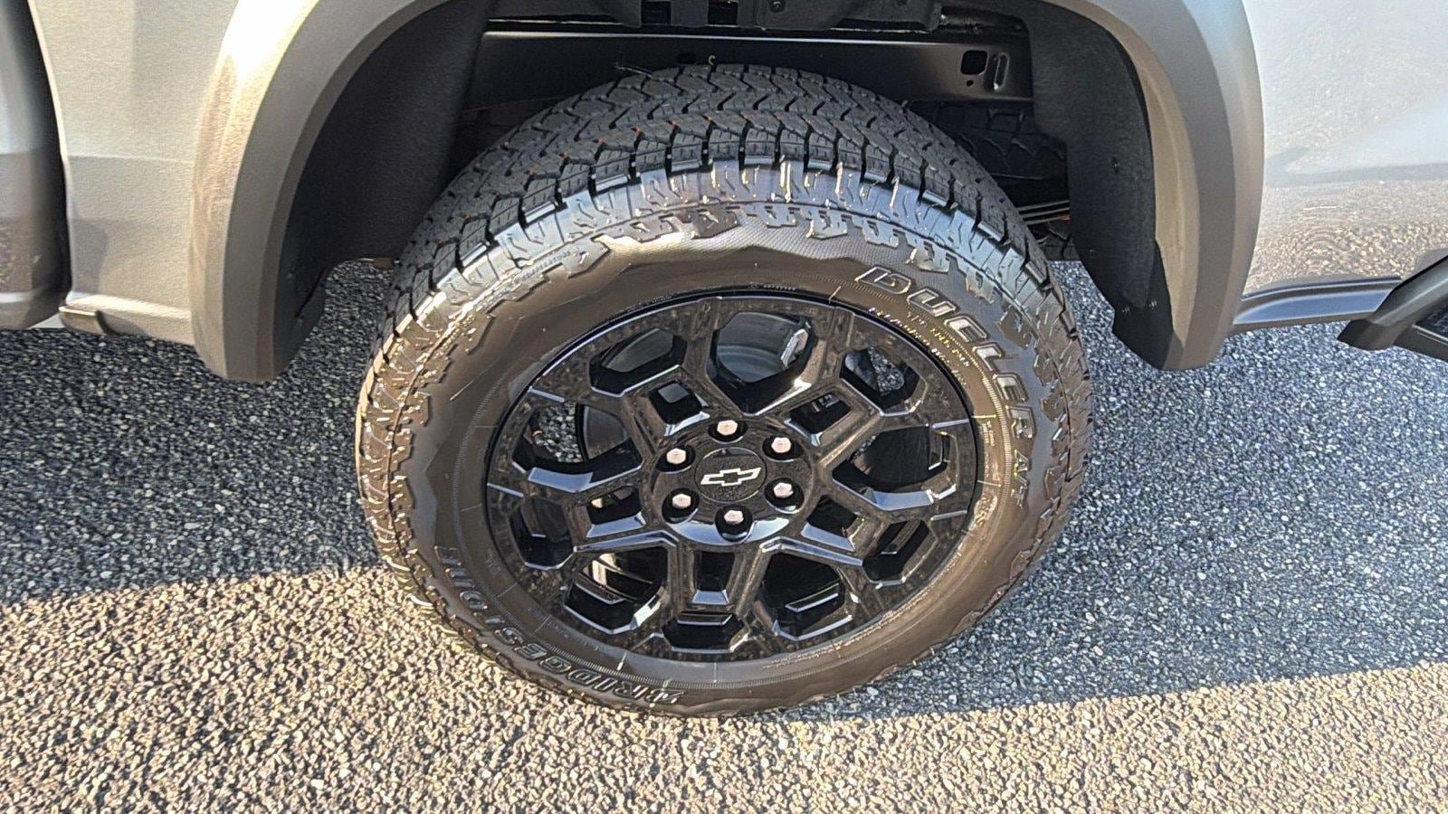 New 2026 Chevrolet Colorado Trail Boss AWD/4WD image 12