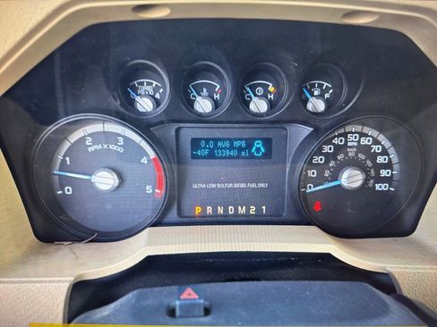 Used 2011 Ford F250 XLT w/ XLT Interior Pkg image 15