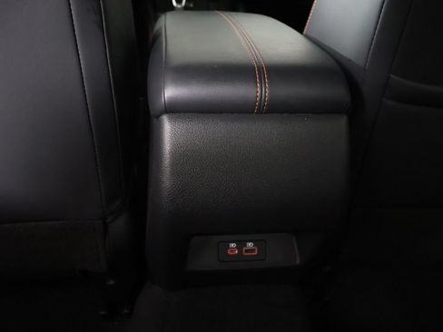 Used 2024 Nissan Altima 2.5 SR FWD image 43
