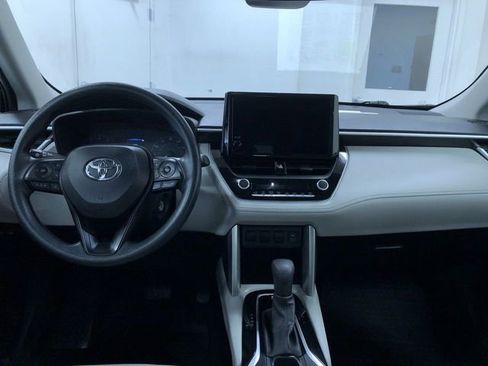 Certified 2023 Toyota Corolla Cross L AWD/4WD image 8