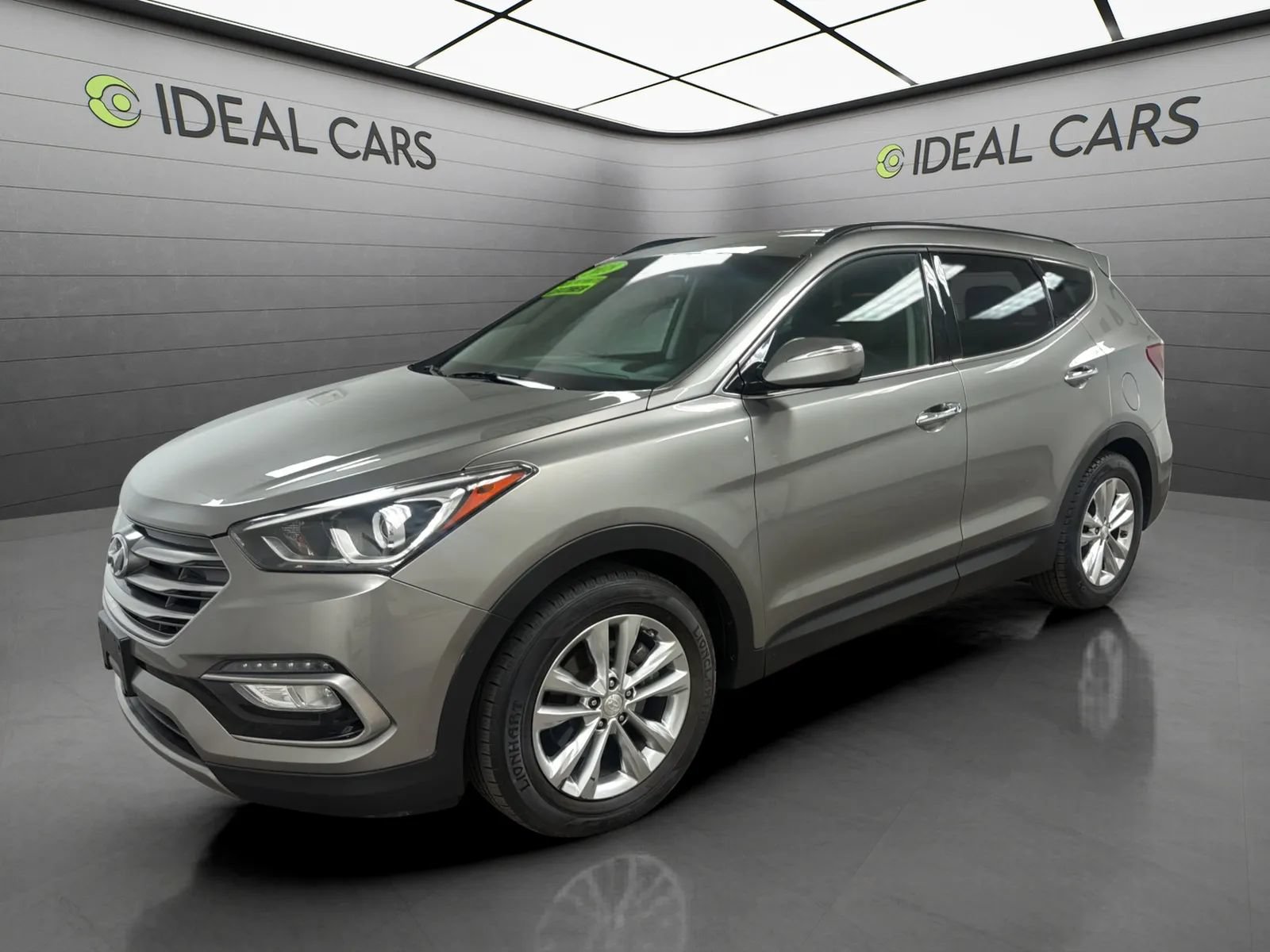 Used 2018 Hyundai Santa Fe Sport 2.0T FWD image 1