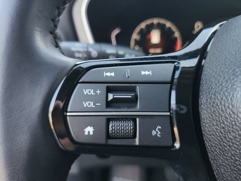 Certified 2025 Honda Pilot EX-L image 30