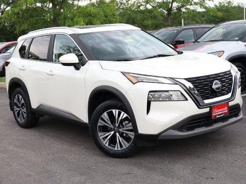 Used 2023 Nissan Rogue SV w/ SV Premium B Package AWD/4WD image 2