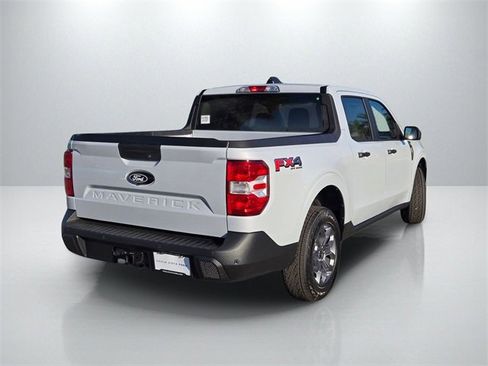 New 2025 Ford Maverick XLT w/ XLT Luxury Package image 4