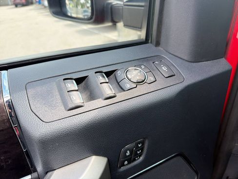 Used 2022 Ford F350 Lariat w/ Chrome Package AWD/4WD image 19