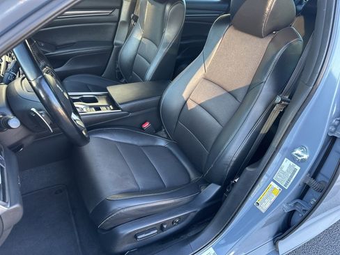 Used 2022 Honda Accord Sport image 11