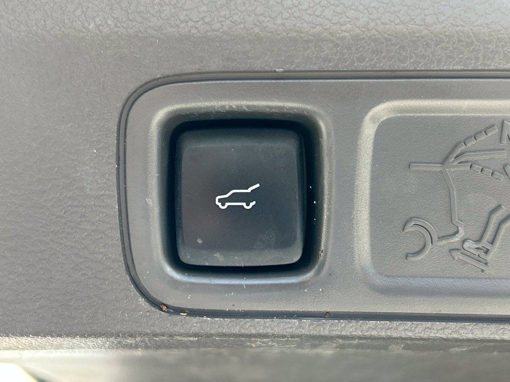 Used 2019 Ford Expedition Limited w/ Special Edition Package RWD image 52
