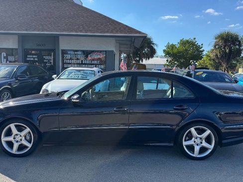 Used 2009 Mercedes-Benz E 350 Sedan w/ Premium 1 Pkg image 6
