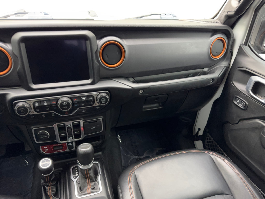 Used 2023 Jeep Gladiator Mojave w/ LED Lighting Group AWD/4WD image 56