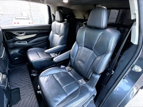 Used 2019 Subaru Ascent Limited w/ Popular Package #3 image 20