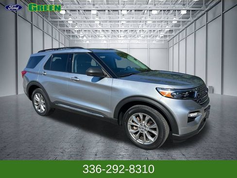 Used 2023 Ford Explorer XLT w/ Equipment Group 202A AWD/4WD image 7